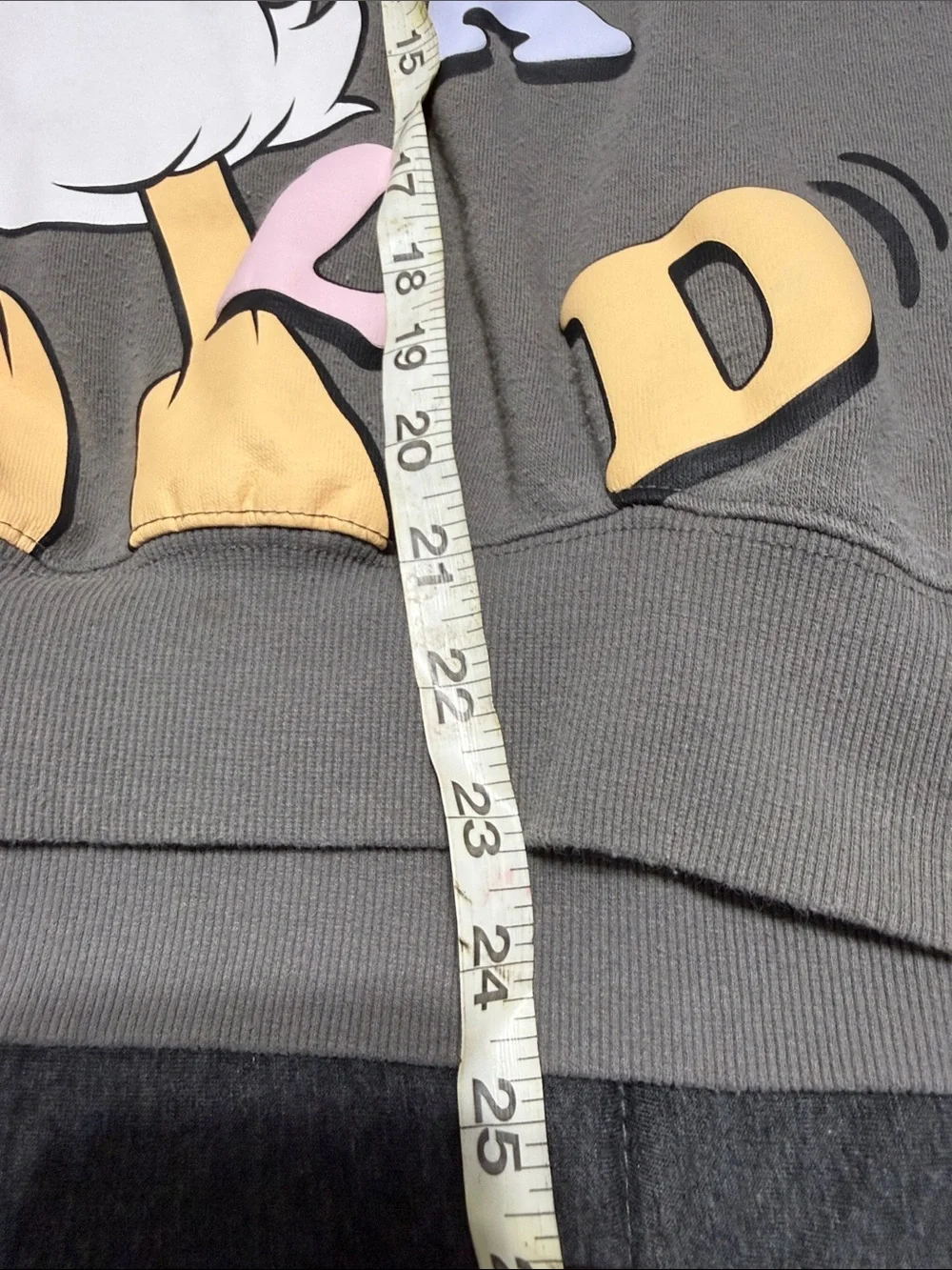 Disney Donald Duck 90th Anniversary Graphic Gray Crewneck Sweatshirt Size M